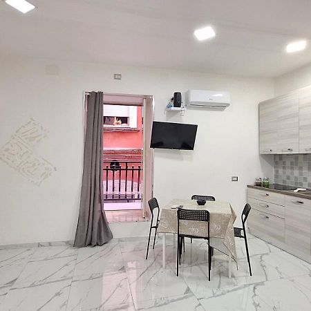 Diego_House Napoli Eksteriør bilde